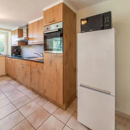 Vakantiehuis In With Natural Surroundings Weismes