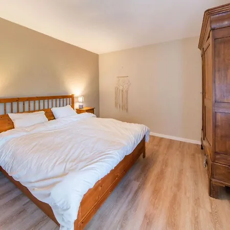 In With Natural Surroundings Holiday home *
