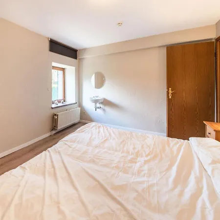 Vakantiehuis In With Natural Surroundings