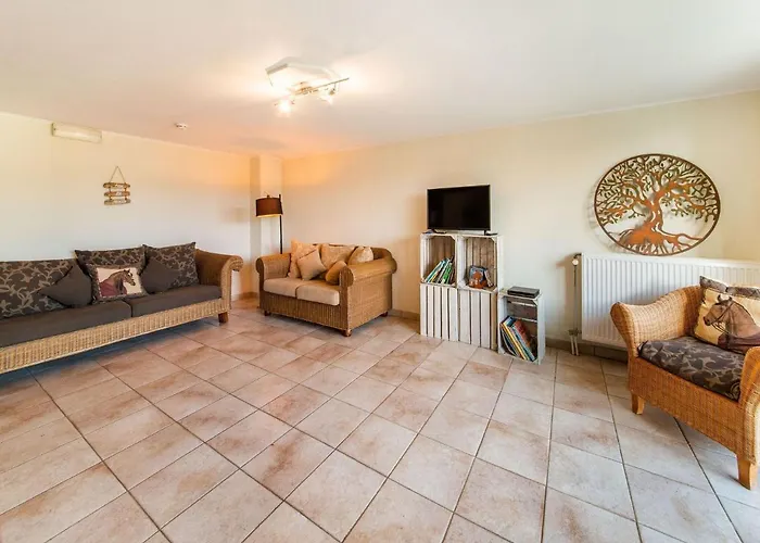 Holiday home In With Natural Surroundings Waimes