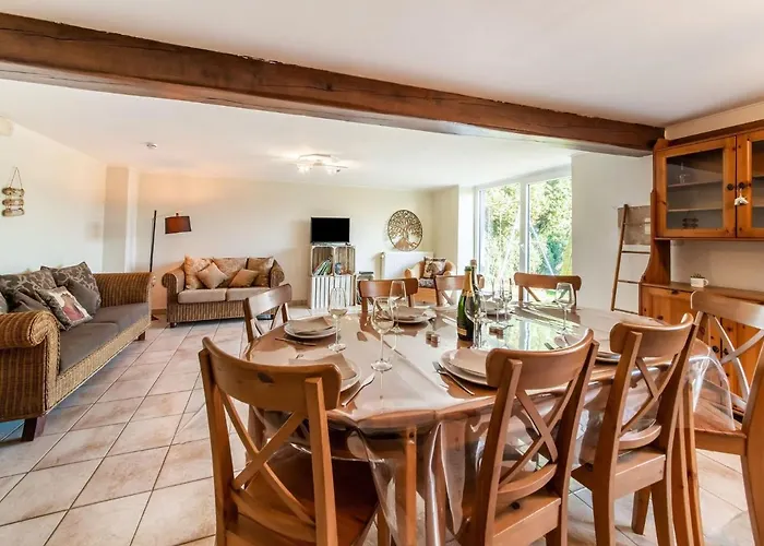 Holiday home In With Natural Surroundings Waimes