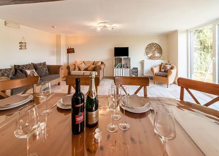 Holiday home In With Natural Surroundings *