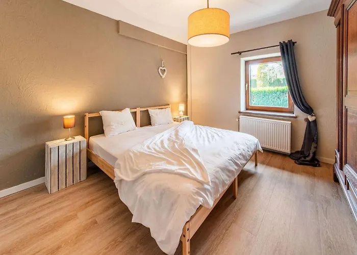 In With Natural Surroundings Holiday home Waimes